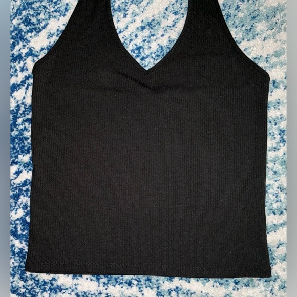 American Eagle Outfitters Black Ribbed V-Neck HalterTop - Picture 4 of 7